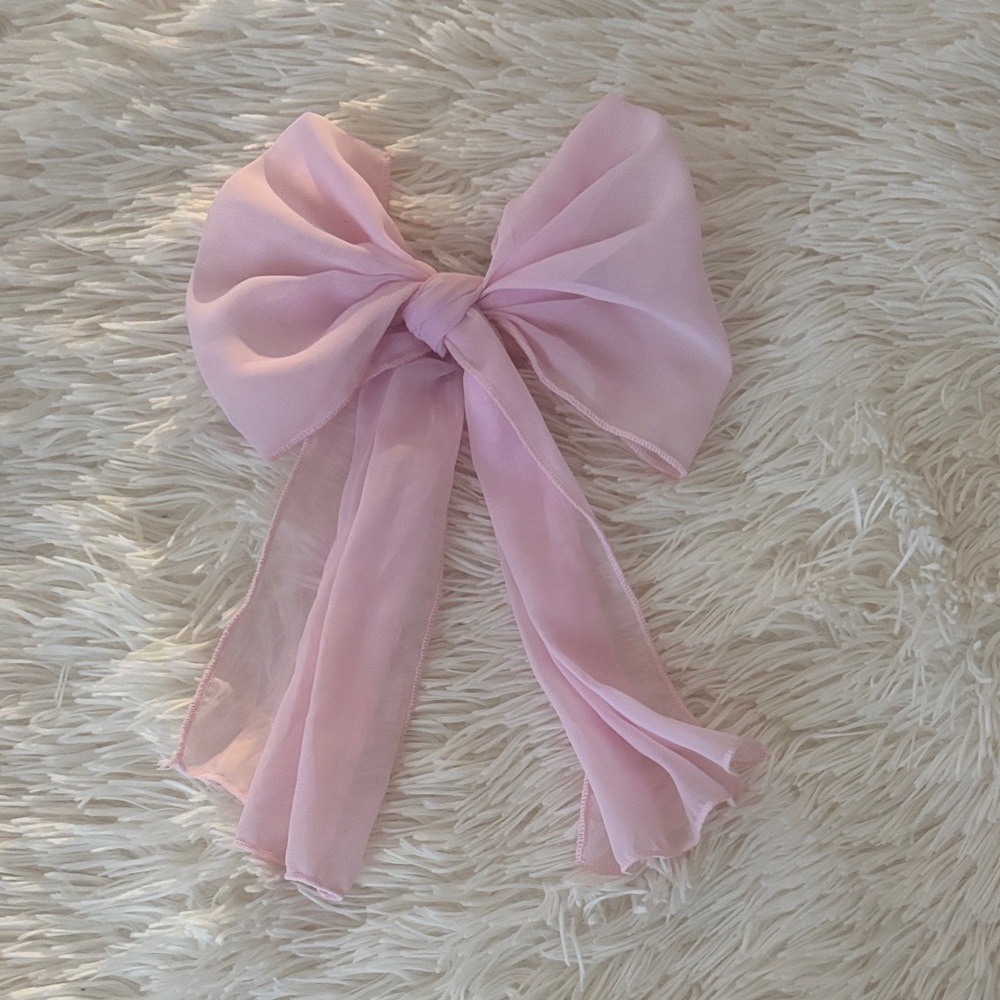 Forever 21 Pink Bow Hair Accessory